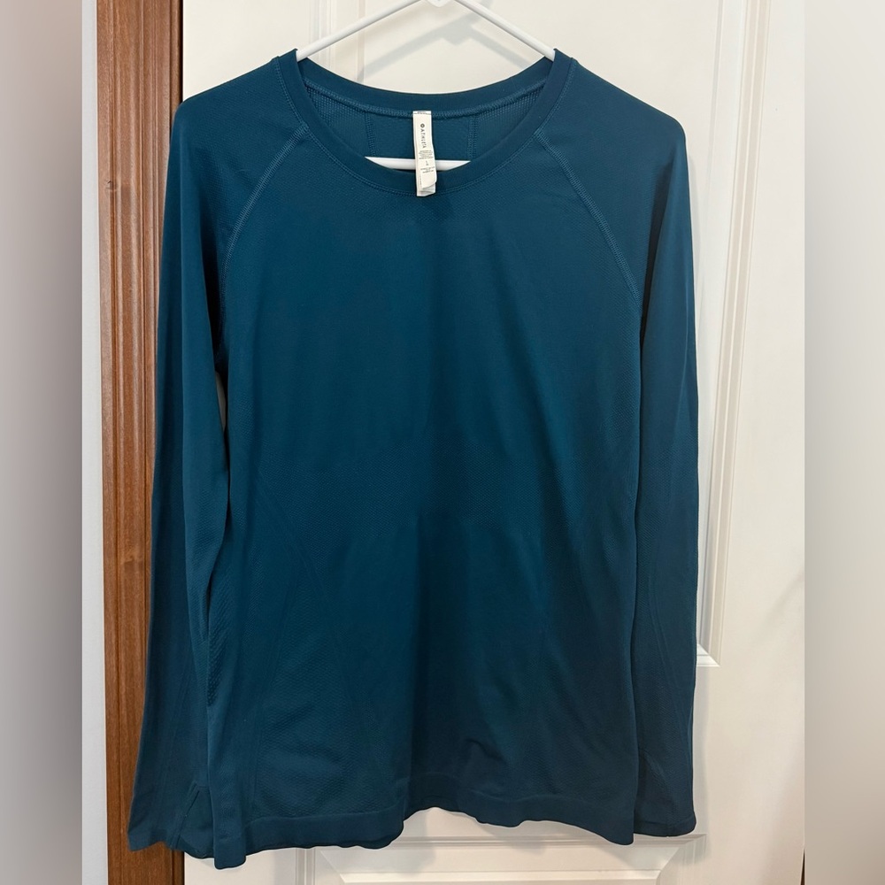 Athleta Momentum Top Size Large